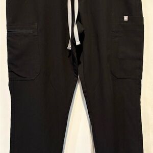 Figs Women's Black Scrub Pants
